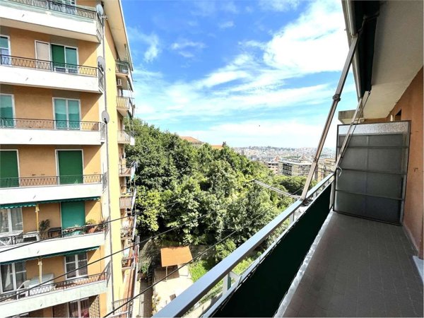 appartamento in vendita a Genova in zona Staglieno