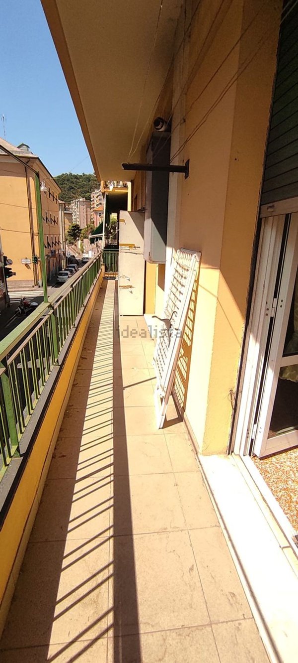 appartamento in vendita a Genova in zona Molassana