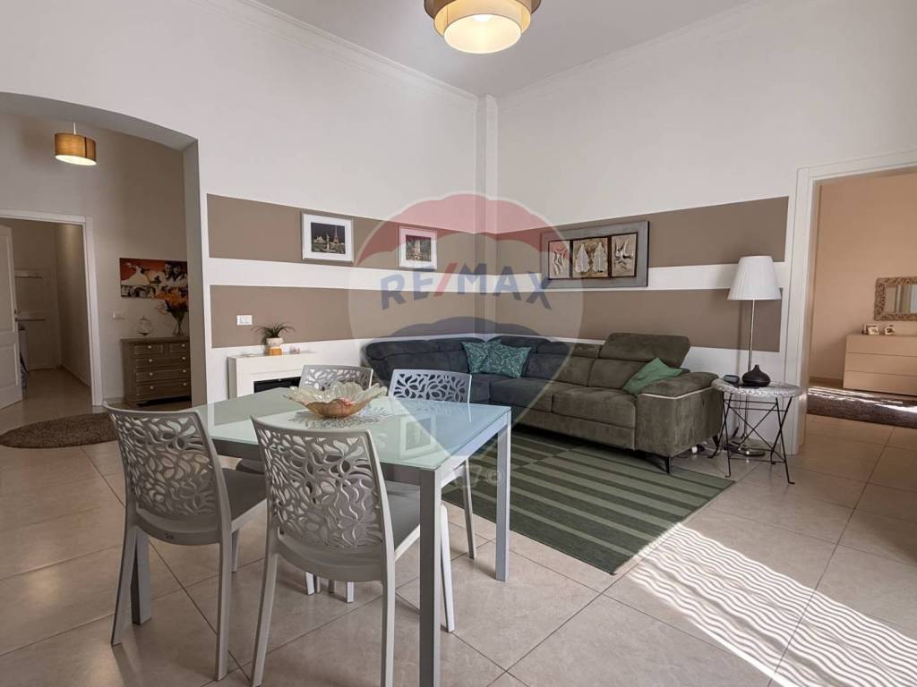 appartamento in vendita a Genova in zona Sestri Ponente