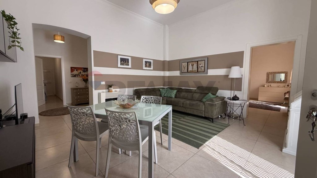 appartamento in vendita a Genova in zona Sestri Ponente