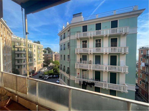 appartamento in vendita a Genova in zona Castelletto