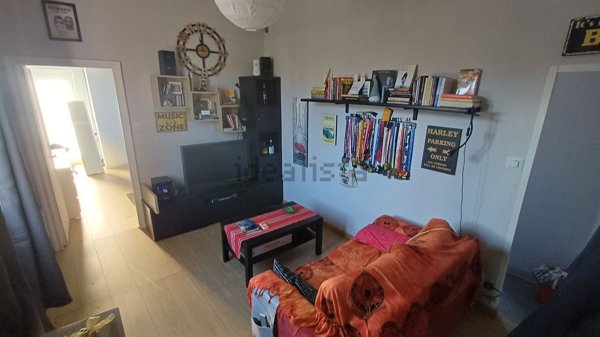 appartamento in vendita a Genova in zona Rivarolo