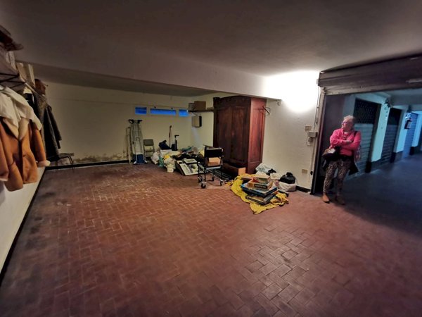 appartamento in vendita a Genova in zona Rivarolo