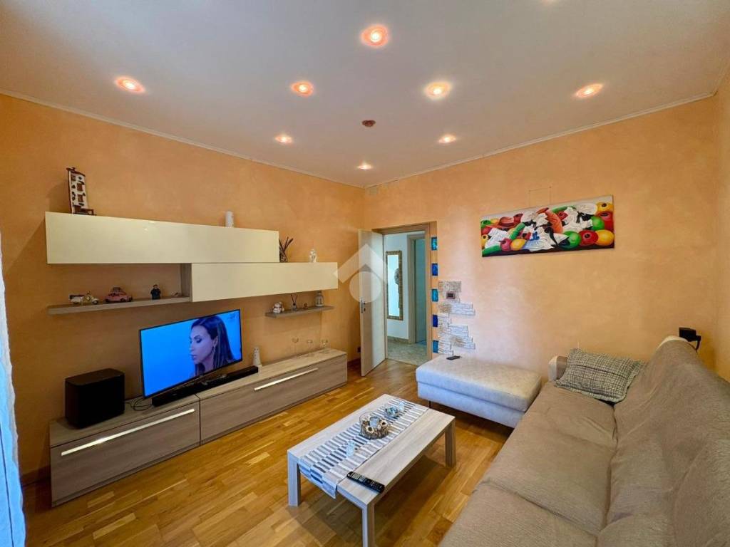 appartamento in vendita a Genova in zona Cornigliano