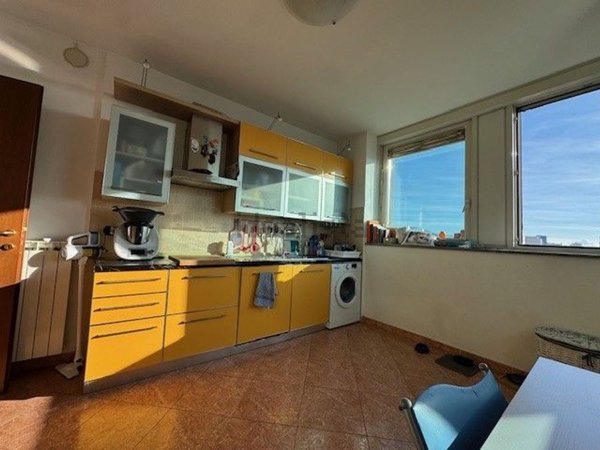 appartamento in vendita a Genova in zona Sampierdarena