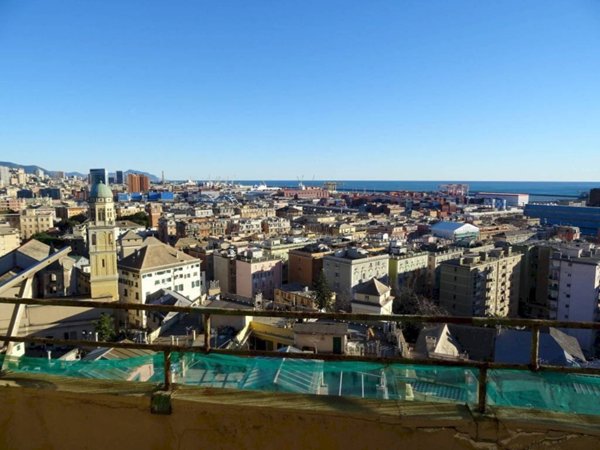 appartamento in vendita a Genova