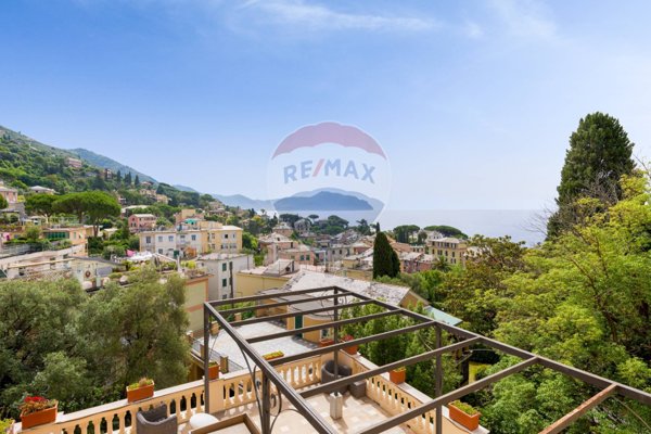 appartamento in vendita a Genova in zona Nervi