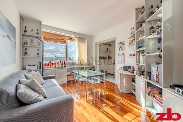 appartamento in vendita a Genova in zona San Vincenzo