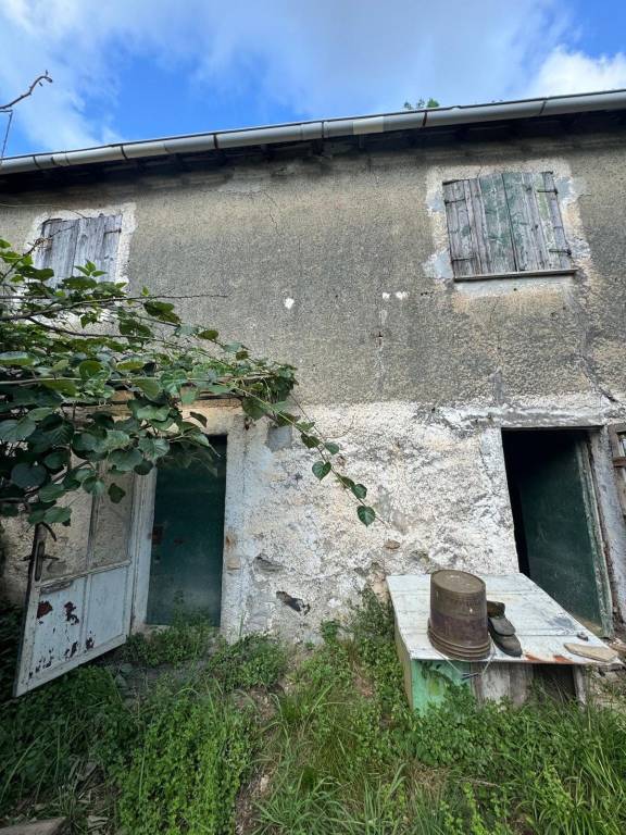 casale in vendita a Berzo Demo in zona Monte