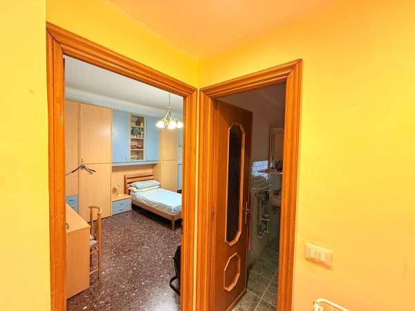 appartamento in vendita a Genova in zona Palmaro / Pra'