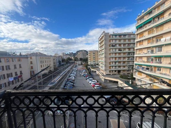 appartamento in vendita a Genova in zona Pegli