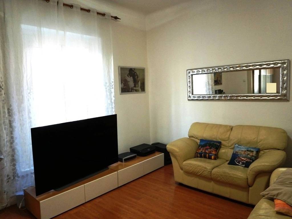 appartamento in vendita a Genova in zona Sampierdarena