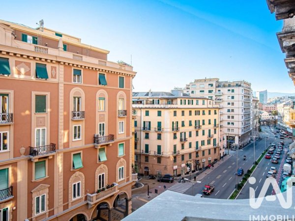 appartamento in vendita a Genova in zona Sampierdarena