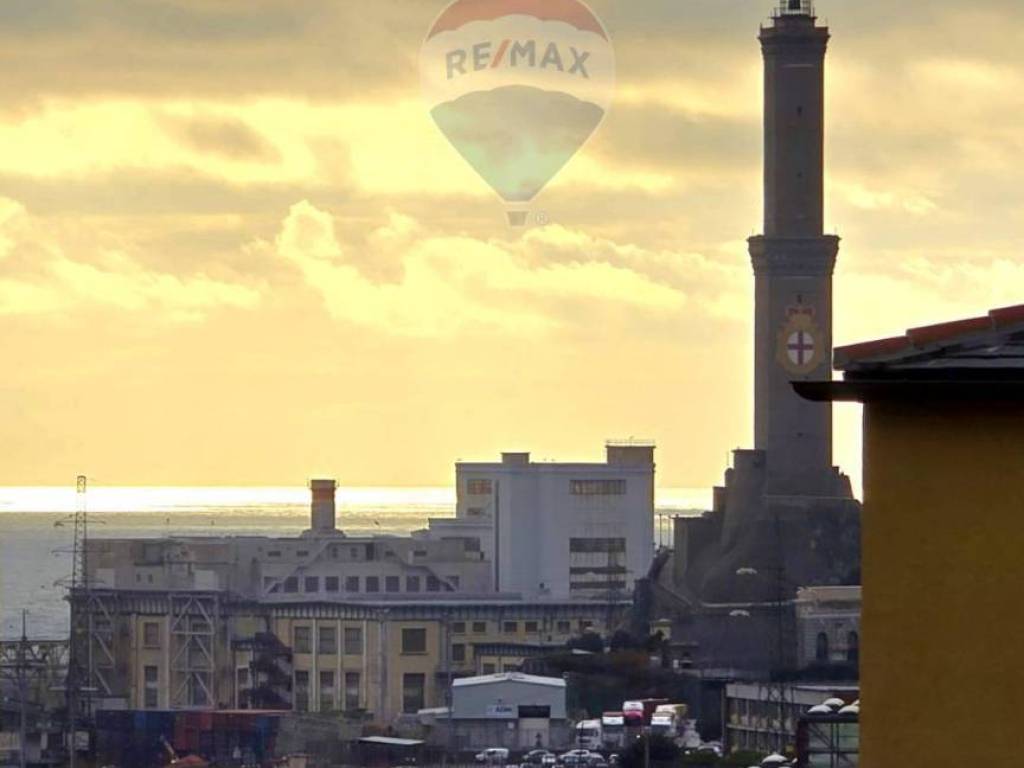 appartamento in vendita a Genova in zona DiNegro
