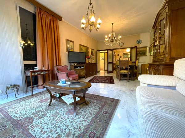 appartamento in vendita a Genova