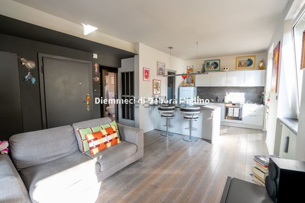 appartamento in vendita a Genova in zona Sestri Ponente