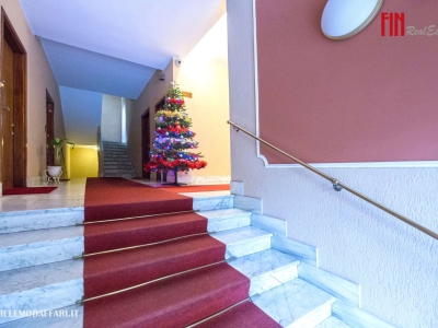 appartamento in vendita a Genova in zona Sturla