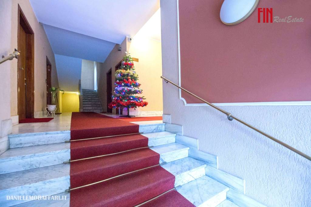 appartamento in vendita a Genova in zona Sturla