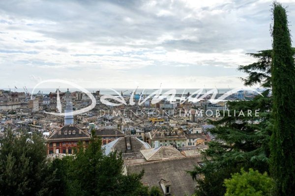 appartamento in vendita a Genova in zona Castelletto