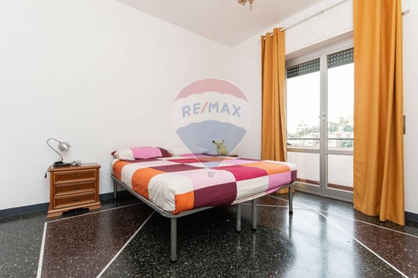 appartamento in vendita a Genova in zona Sampierdarena