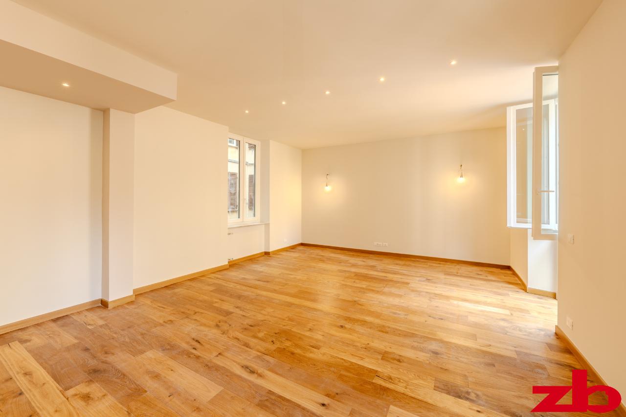 appartamento in vendita a Genova in zona Castelletto