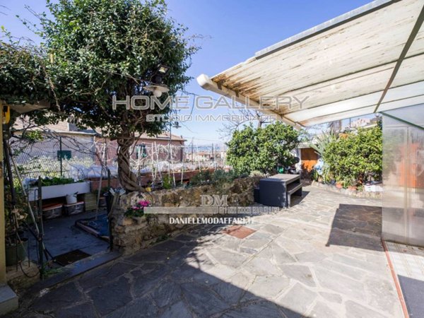 appartamento in vendita a Genova in zona Sturla