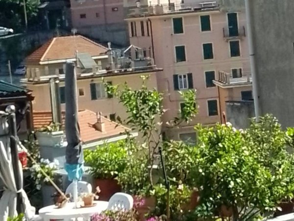 appartamento in vendita a Genova in zona Rivarolo