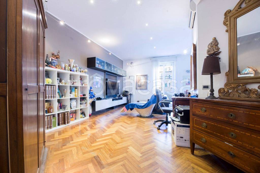 appartamento in vendita a Genova in zona Albaro