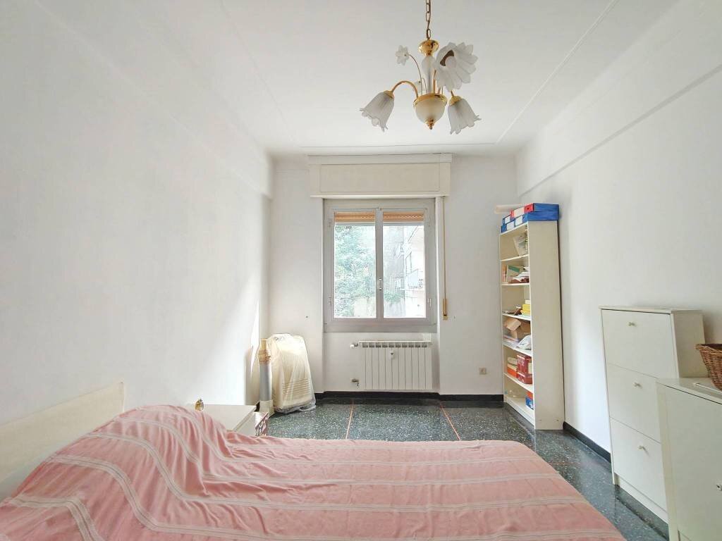 appartamento in vendita a Genova in zona Certosa