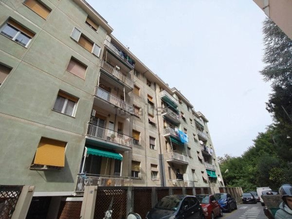 appartamento in vendita a Genova in zona Certosa