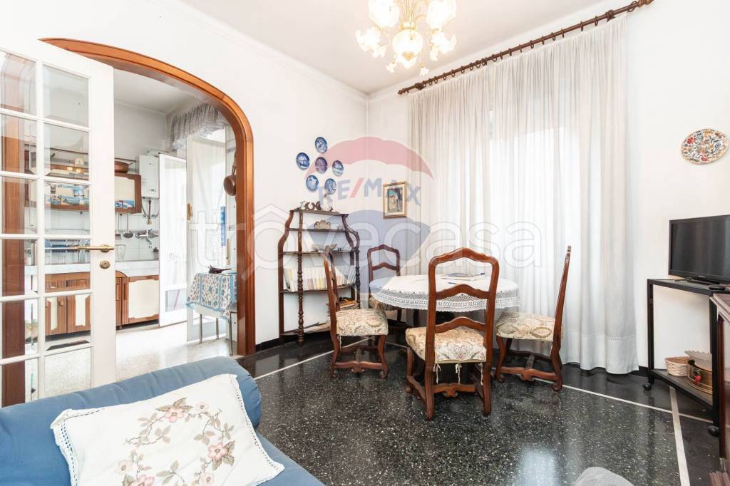 appartamento in vendita a Genova in zona Marassi