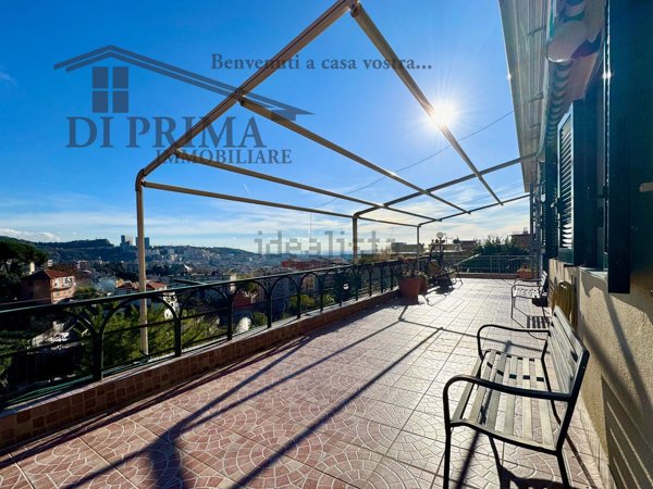 appartamento in vendita a Genova in zona Sestri Ponente