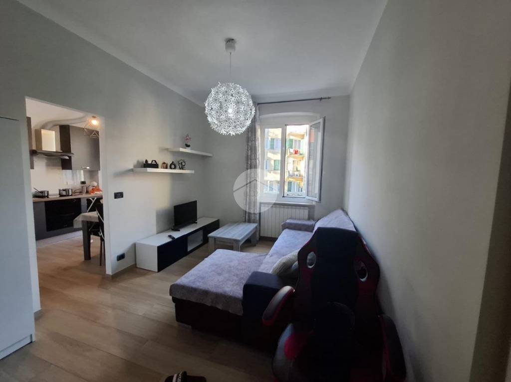 appartamento in vendita a Genova in zona Certosa