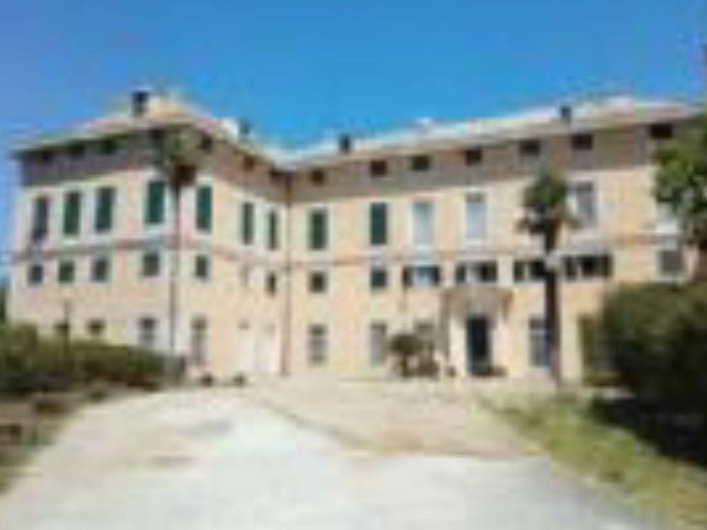 appartamento in vendita a Genova in zona Certosa