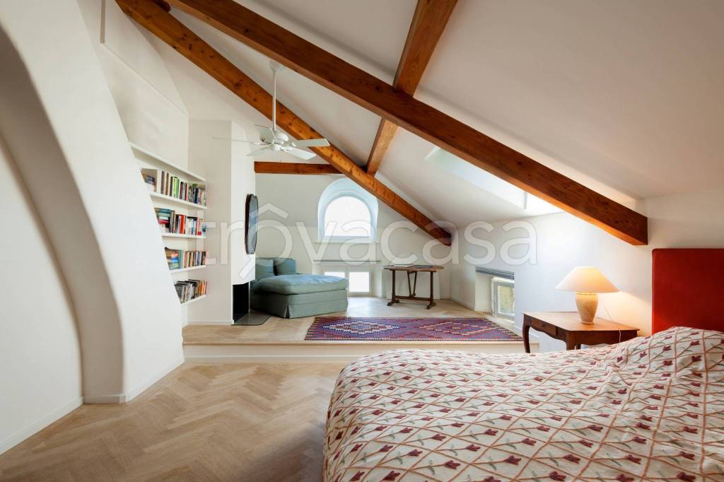 appartamento in vendita a Genova in zona Albaro