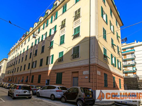 appartamento in vendita a Genova in zona Pegli