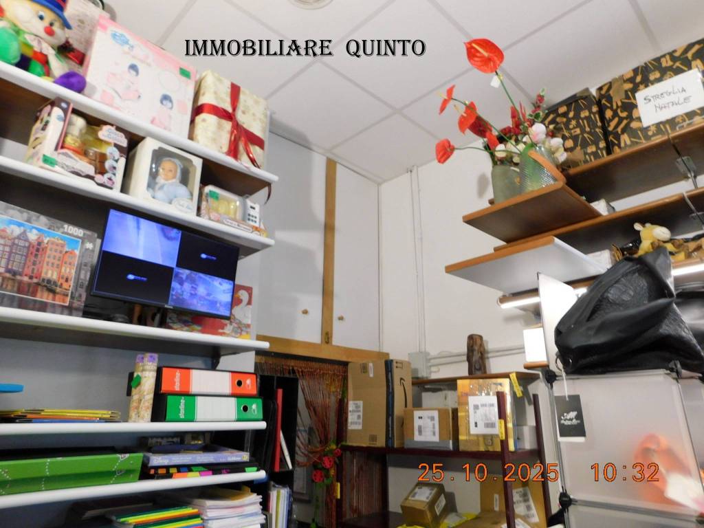 negozio in vendita a Genova in zona Nervi