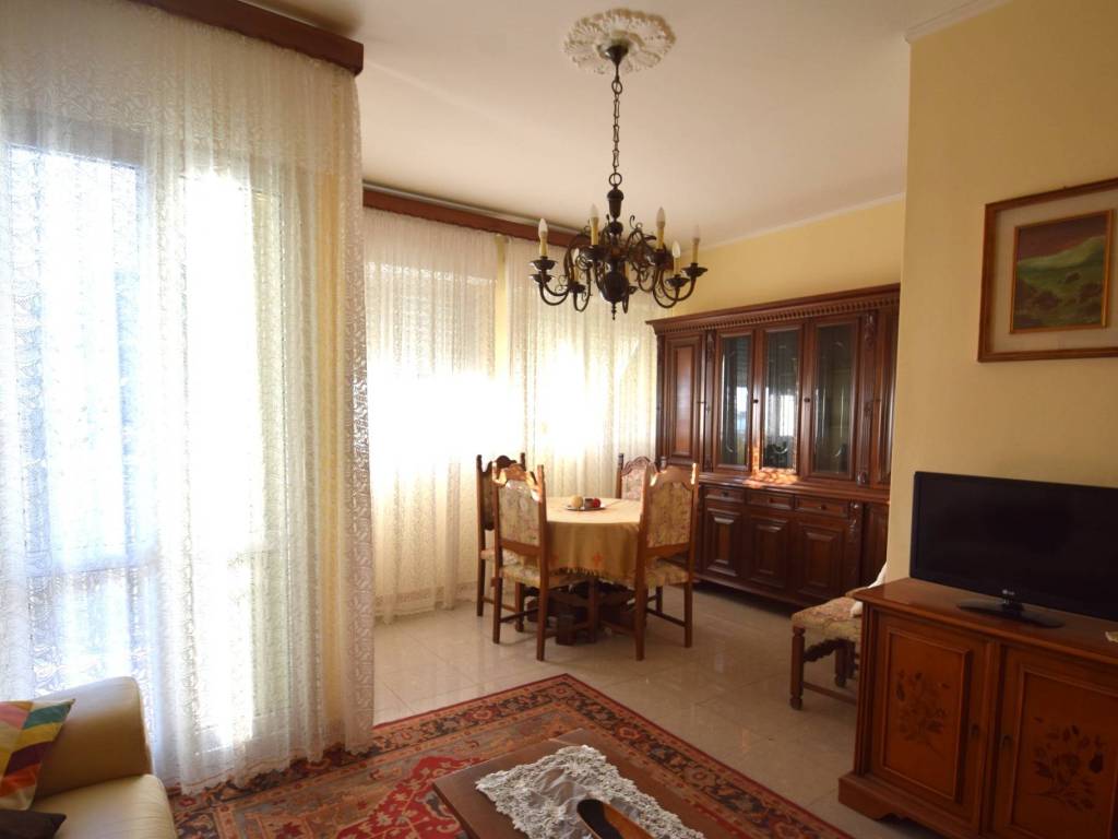 appartamento in vendita a Genova in zona Voltri