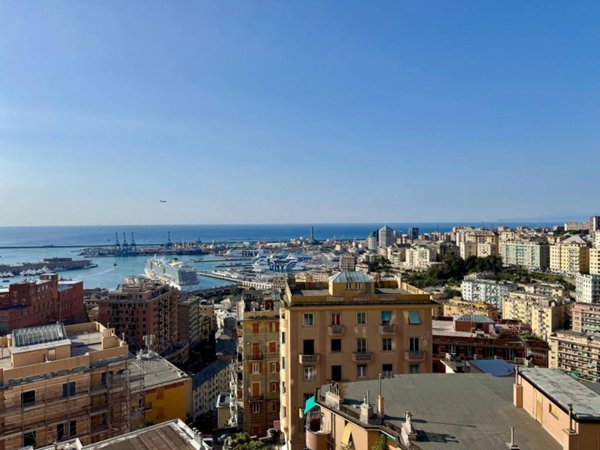appartamento in vendita a Genova in zona Oregina