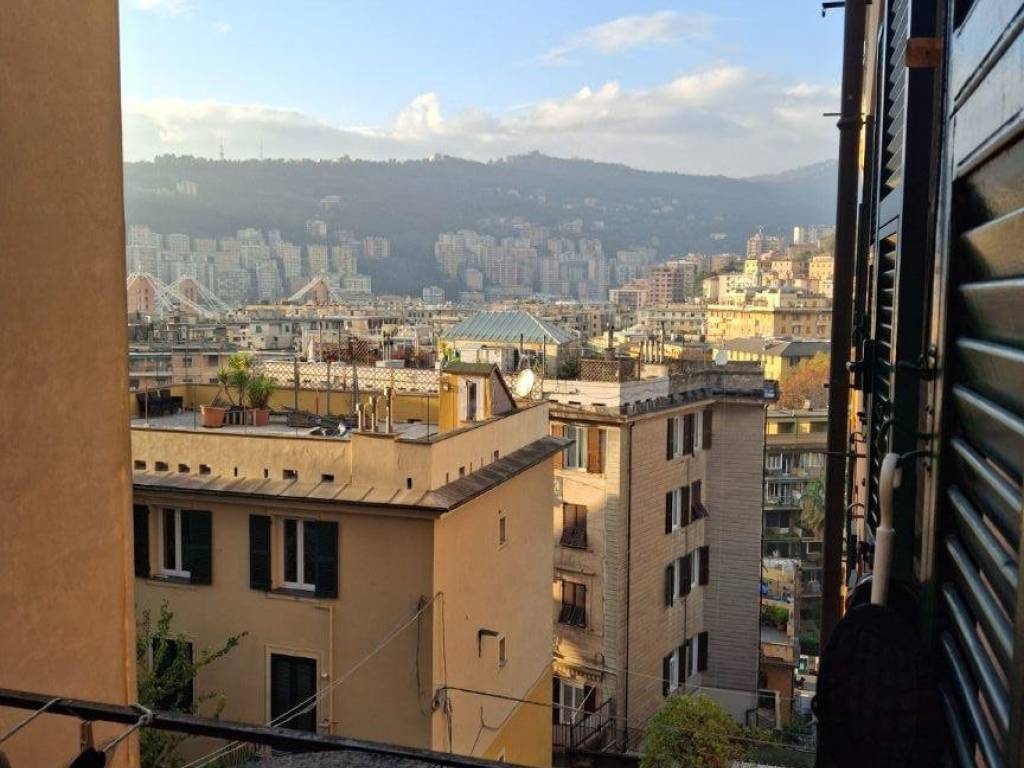 appartamento in vendita a Genova in zona Marassi