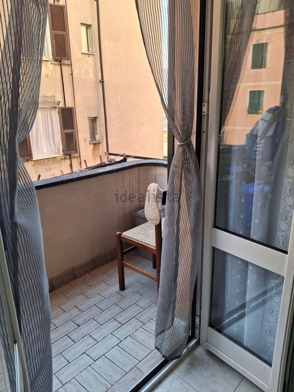 appartamento in vendita a Genova in zona Marassi