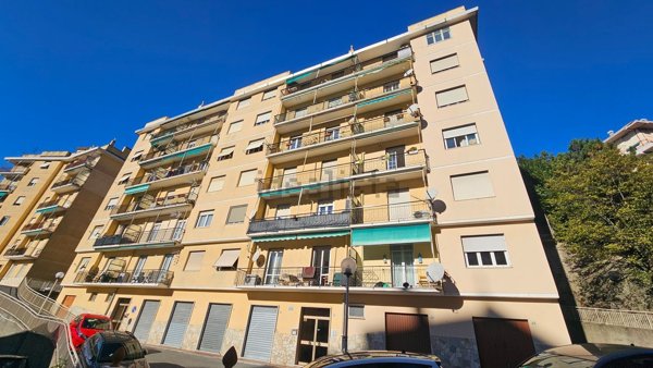 appartamento in vendita a Genova in zona Oregina