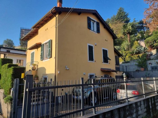 casa indipendente in vendita a Genova in zona Bolzaneto