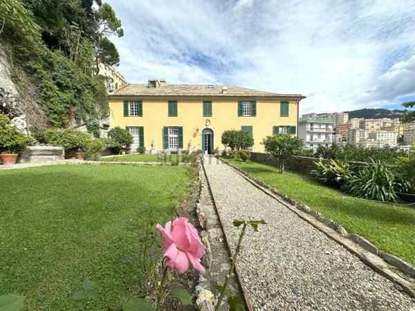 appartamento in vendita a Genova in zona Lagaccio / Granarolo