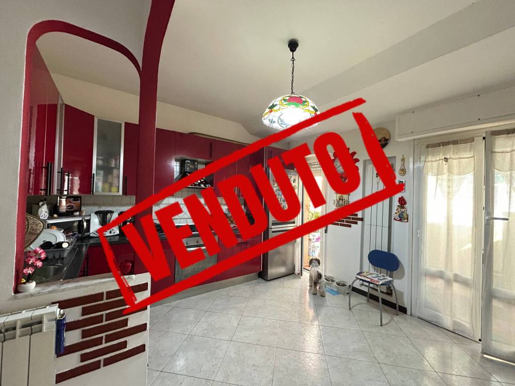 appartamento in vendita a Genova in zona Oregina