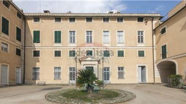 appartamento in vendita a Genova in zona Bolzaneto