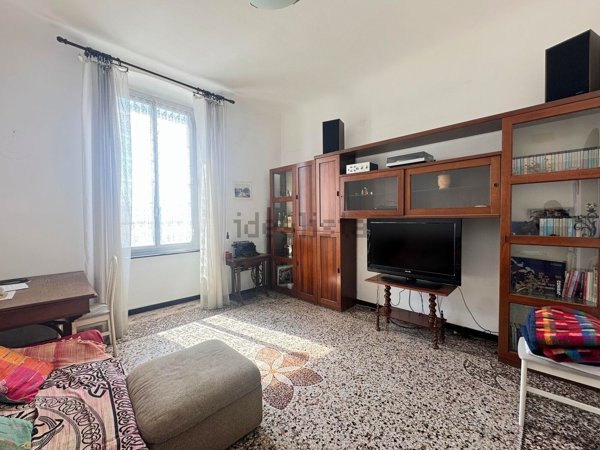 appartamento in vendita a Genova in zona DiNegro
