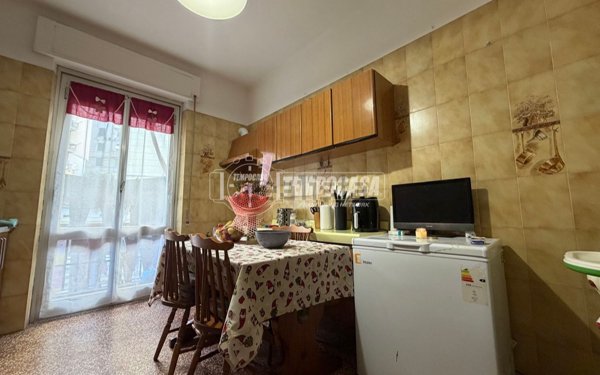 appartamento in vendita a Genova in zona Sampierdarena