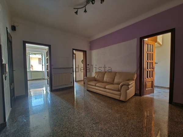 appartamento in vendita a Genova in zona Certosa