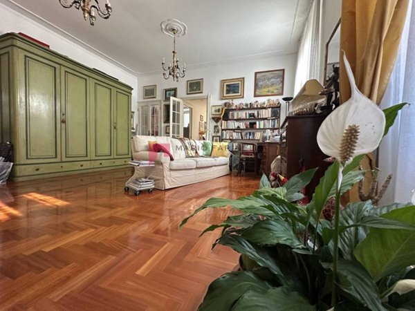 appartamento in vendita a Genova in zona Castelletto